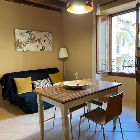 La Casa Sul Sasso In Town Serviced Accommodations แดร์วิโอ ภายนอก รูปภาพ