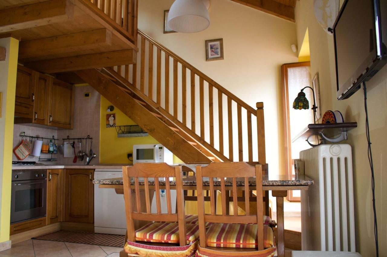 La Casa Sul Sasso In Town Serviced Accommodations แดร์วิโอ ภายนอก รูปภาพ