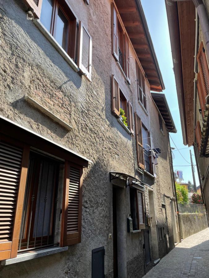 La Casa Sul Sasso In Town Serviced Accommodations แดร์วิโอ ภายนอก รูปภาพ