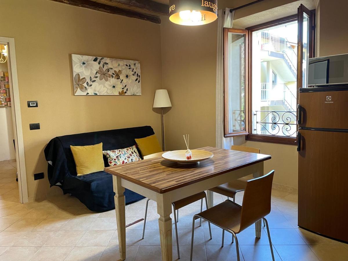 La Casa Sul Sasso In Town Serviced Accommodations แดร์วิโอ ภายนอก รูปภาพ